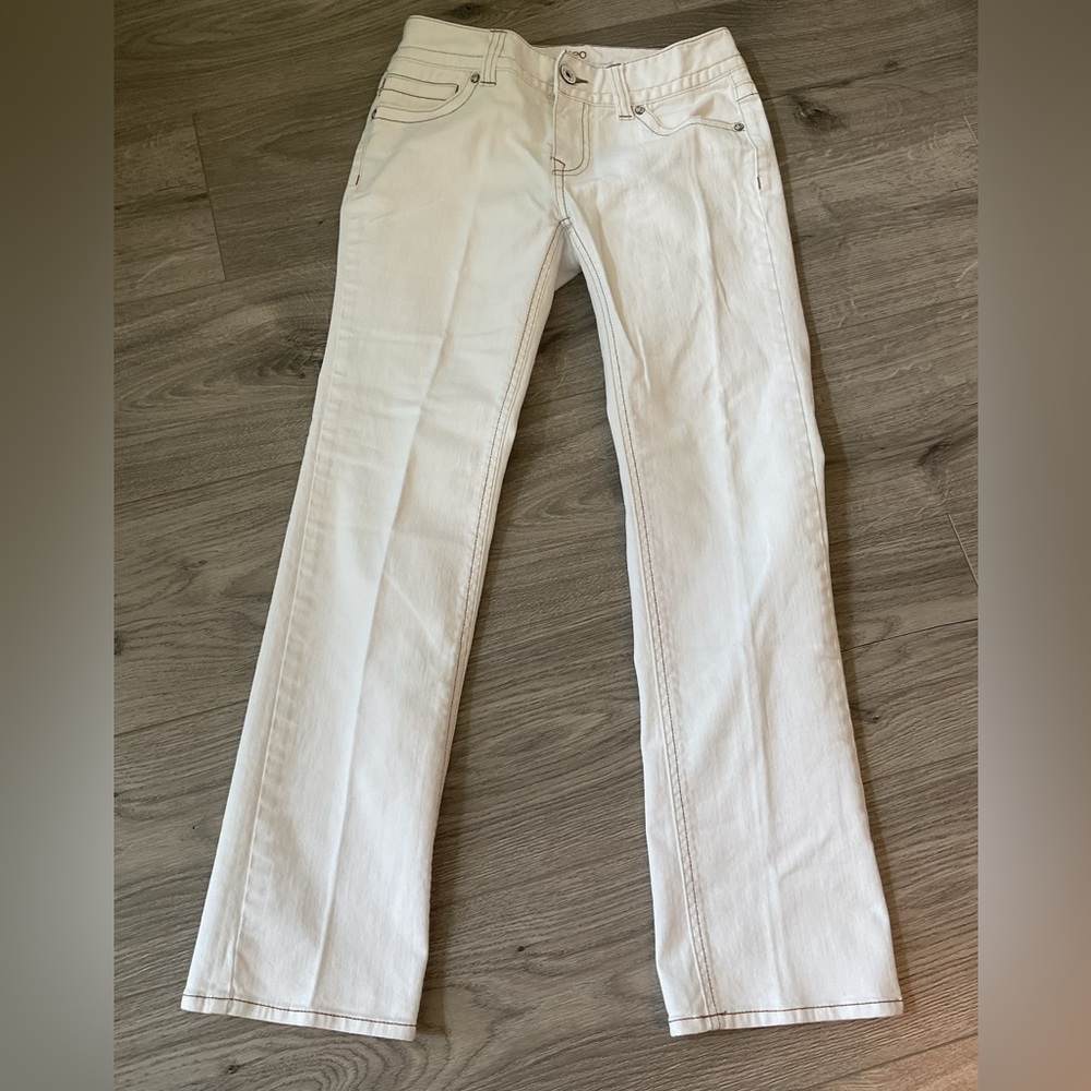Cleo Vintage Pair of Off White Bootcut Jeans with Contrasting Seams